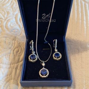 Swarovski earring and necklace set